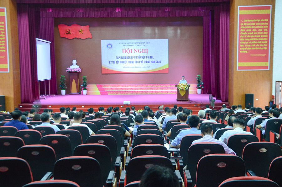 Toàn cảnh hội nghị tập huấn.