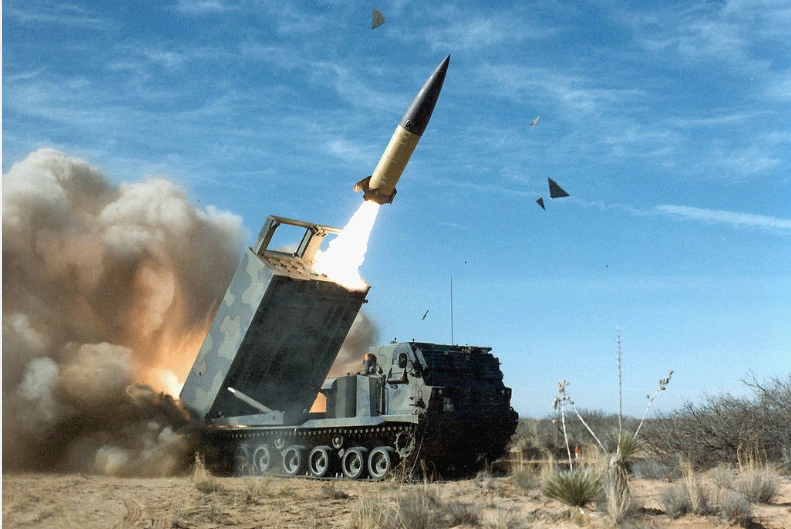 Hệ thống HIMARS.