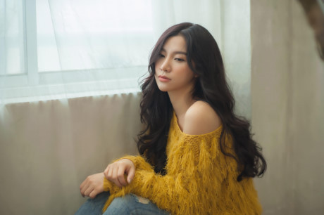 Hạnh Sino cover 2 bài hit của Tuấn Hưng - Ảnh 1 Hanh Sino cover 2 bai hit cua Tuan Hung - Anh 1