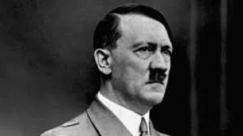 Trùm phát xít Hitler là fan "bự" của phim hoạt hình Disney