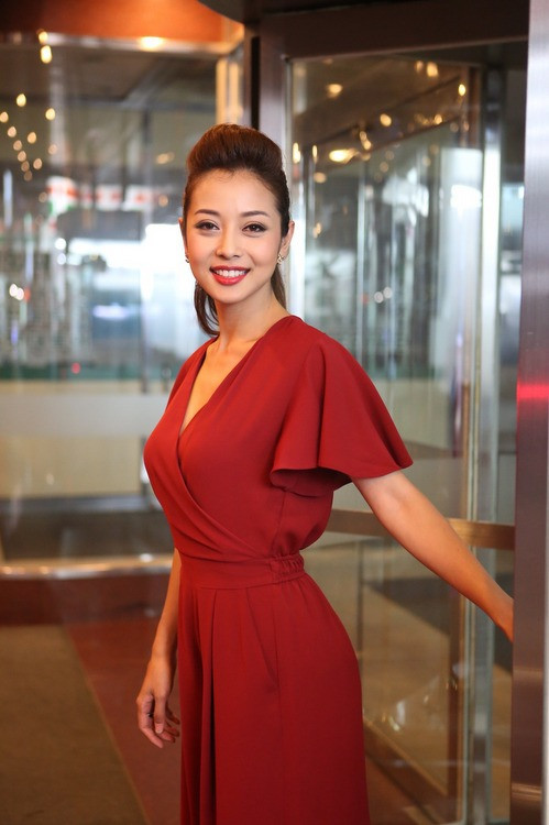 Jennifer Phạm làm phụ bếp ở Hàn Quốc ảnh 7