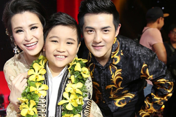 The Voice Kids: Học trò Đông Nhi – Ông Cao Thắng, Nhật Minh trở thành Quán quân