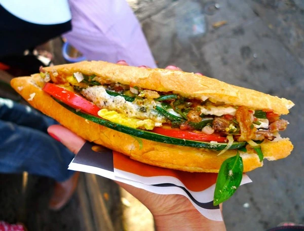 Thế giới đang phát cuồng vì bánh mì Việt Nam!