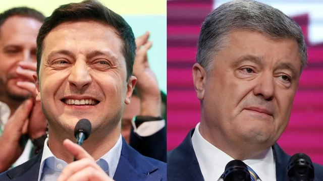 Ông Vladimir Zelensky và TT đương nhiệm Ukraine Petro Poroshenko (phải)