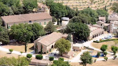 Hau ly hon, Brangelina se phan chia khoi tai san 400 trieu USD the nao day? - Anh 6