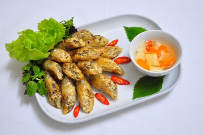 Cách làm nem rán ngon giòn đúng vị cho bữa cơm cuối tuần