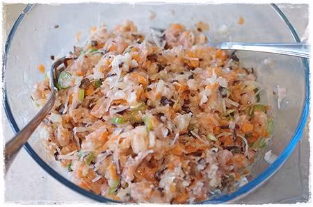 Cách làm nem rán ngon giòn đúng vị cho bữa cơm cuối tuần - Ảnh 2