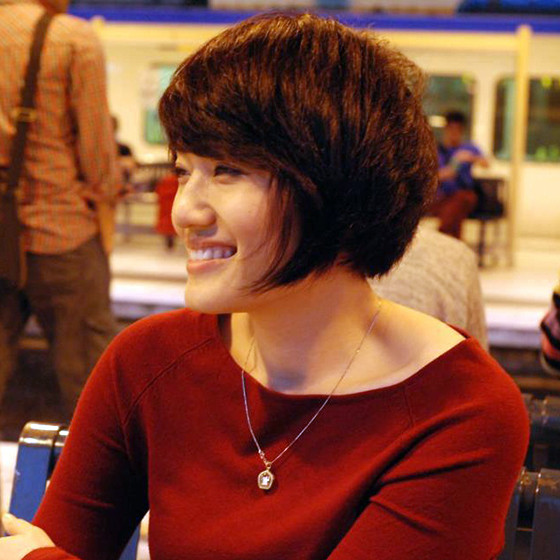 Bạn Cao Thị Hương cho biết rất "bối rối và hoang mang" khi tài khoản thẻ bị hack để quảng cáo cho Fanpage lạ. Ảnh: Facebook