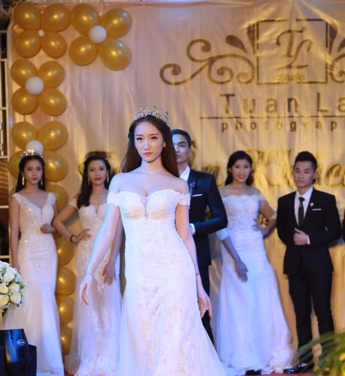 Nữ sinh Quảng Bình xinh xắn, tài năng, đam mê thiện nguyện