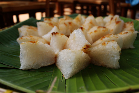 Cách làm bánh bò nướng bằng nồi cơm điện tại nhà - Ảnh 1 Cach lam banh bo nuong bang noi com dien tai nha - Anh 1