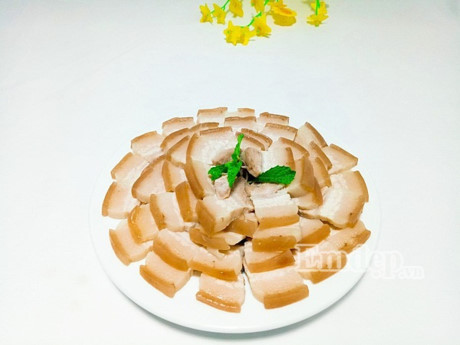Mâm cơm ngon lành, bình dị cho gia đình 4 người - Ảnh 5 Mam com ngon lanh, binh di cho gia dinh 4 nguoi - Anh 5