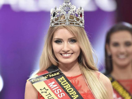 Hoa hậu Đức 2017 sẽ đến Miss Earth và mở ra cho châu Âu một Hoa hau Duc 2017 se den Miss Earth va mo ra cho chau Au mot