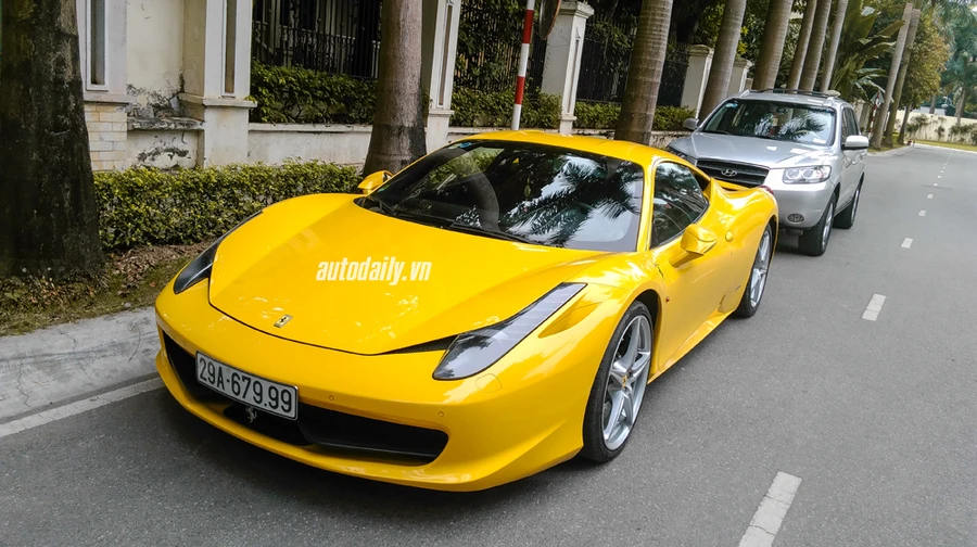 Ferrari 458 Italia màu vàng độc nhất Hà Nội tái xuất