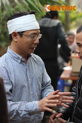 Tang lễ cô gái suy thận: Mẹ chồng đau xót tiễn biệt con dâu - Hình 2 Tang le co gai suy than: Me chong dau xot tien biet con dau-Hinh-2