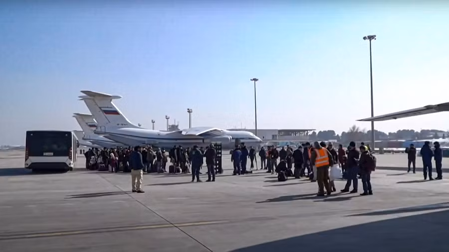 Video Lực lượng hàng không vũ trụ đưa 200 người rời Sudan