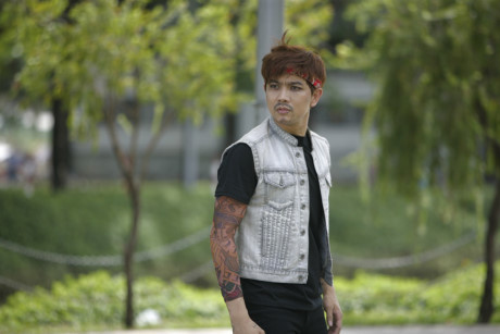 Tim - Truong Quynh Anh tro tai dien xuat trong MV 