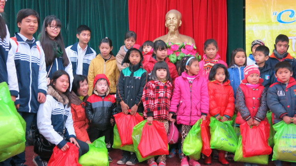 Quà xuân ý nghĩa gửi tới những trẻ em mắc căn bệnh thế kỷ