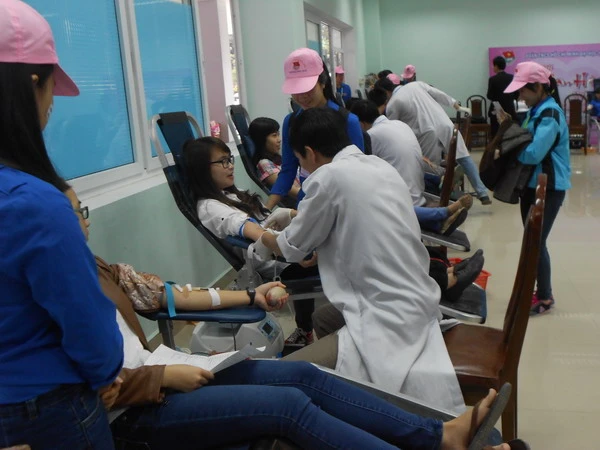 Niềm vui khi cho đi những giọt máu hồng