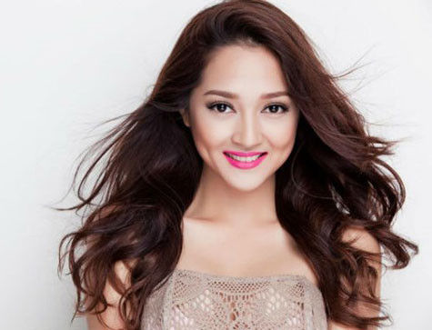 Những hot girl sở hữu nét duyên má lúm Hình ảnh: Những hot girl sở hữu nét duyên má lúm