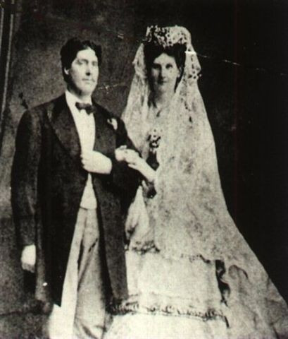 Cuộc hôn nhân đầy nước mắt của cặp vợ chồng cao nhất thế giới ảnh 8 cuoc hon nhan day nuoc mat cua cap vo chong cao nhat the gioi - 8