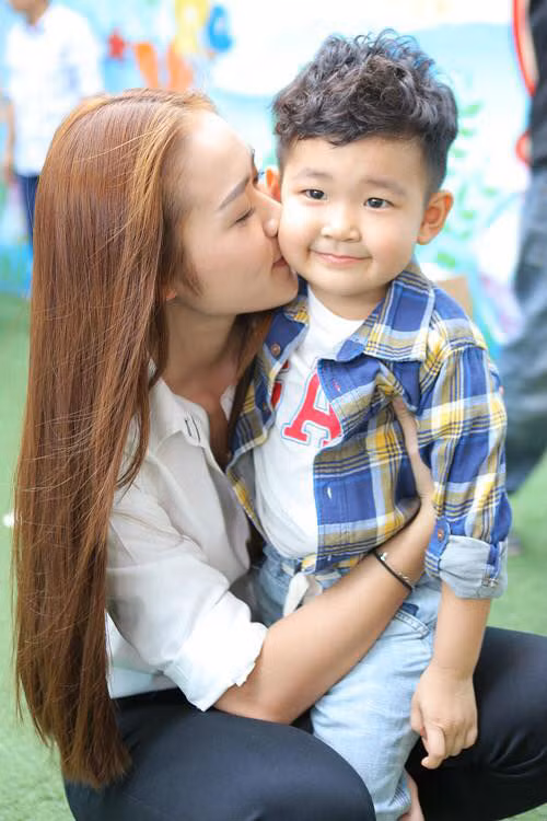 4 hot boy nhi con sao viet de toc xoan yeu khong cuong noi - 7