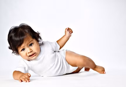 Cac buoc xu ly khi tre bi nga dap dau xuong dat chuan nhat cho me - Anh 2