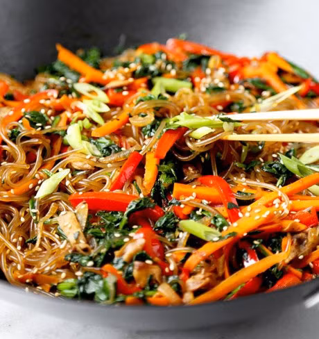 Cach lam mien tron Han Quoc Japchae vua ngon vua hap dan - Anh 1