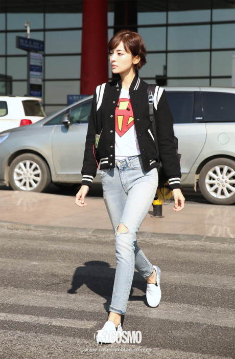Diện bomber jacket sành điệu như sao châu Á - Ảnh 4 Dien bomber jacket sanh dieu nhu sao chau A - Anh 4