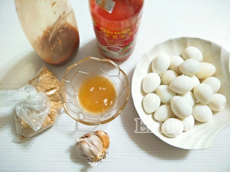10 phút làm trứng cút sốt chua ngọt đơn giản, ngon cơm - Ảnh 2 10 phut lam trung cut sot chua ngot don gian, ngon com - Anh 2