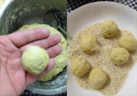 Tự làm bánh rán khoai lang bọc vừng chiên nóng hổi, thơm nức mũi - Ảnh 4 Tu lam banh ran khoai lang boc vung chien nong hoi, thom nuc mui - Anh 4