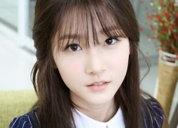 4-cong-chua-nho-sinh-nam-2000-tren-man-anh-han-2