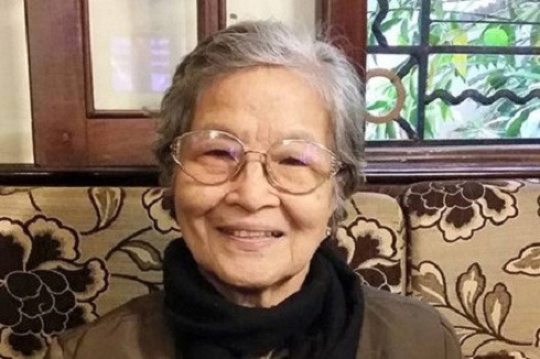 Sau những năm tháng miệt mài diễn xuất, NSƯT Hoàng Yến có cuộc sống hạnh phúc, đầm ấm bên các con, các cháu.