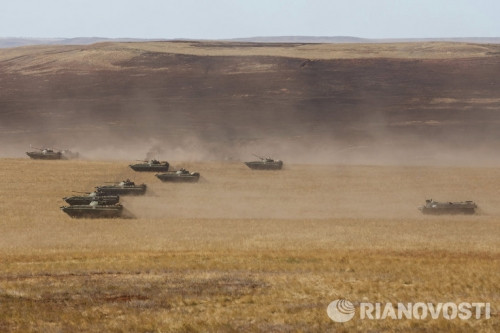 Cận cảnh xe chiến đấu của bộ đội Nga bị lật ngửa trong tập trận - Ảnh 4 Cận cảnh xe chiến đấu của bộ đội Nga bị lật ngửa trong tập trận - Ảnh 4