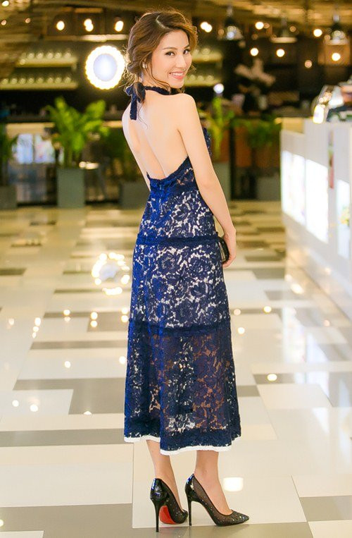 Diễm My 9x diện váy yếm, khoe lưng trần nuột nà hình ảnh 3 diem my 9x dien vay yem, khoe lung tran nuot na hinh anh 3