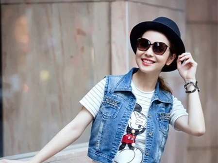 Jennifer Phạm ngày càng chăm chút cho street style