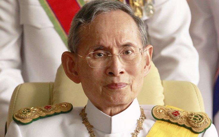 Điều làm nên quyền lực tối thượng của vua Thái Lan hình ảnh 1 dieu lam nen quyen luc toi thuong cua vua thai lan hinh anh 1