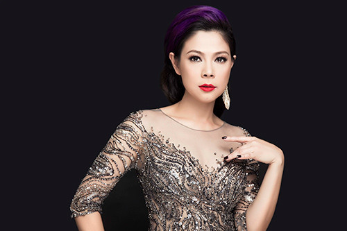 Búp bê Thanh Thảo tỏa sáng trong váy pha lê lộng lẫy ảnh 1 Búp bê Thanh Thảo tỏa sáng trong váy pha lê lộng lẫy - 1