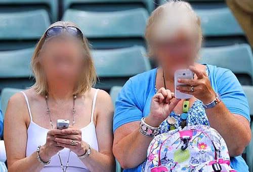 Thậm chí nó đang trở thành vật không thể tách rời