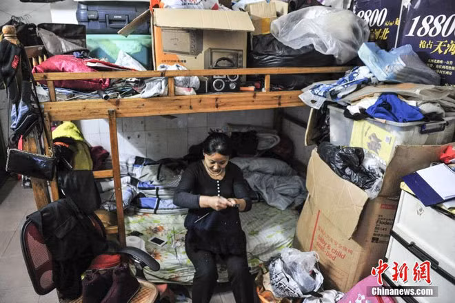 Một ngày làm việc của người sàng lọc ảnh khiêu dâm trên mạng ảnh 5