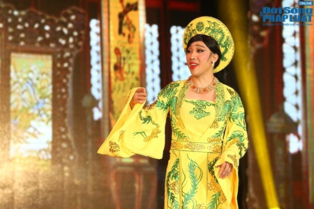 “Hoàng hậu” Trấn Thành bị phế truất, đày vào lãnh cung ảnh 3