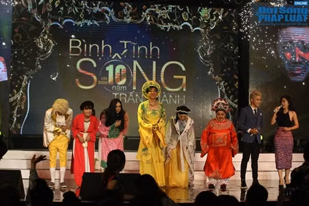 “Hoàng hậu” Trấn Thành bị phế truất, đày vào lãnh cung ảnh 18