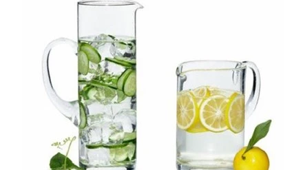 Nước chanh có rất nhiều công dụng cho sức khỏe nhưng cũng gây hại nếu sử dụng sai cách.