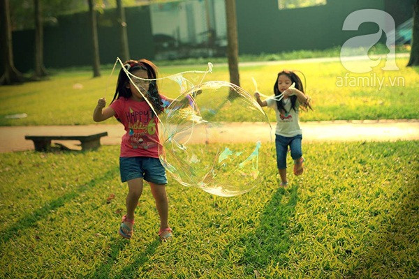 Công thức làm bong bóng xà phòng khổng lồ 10 Công thức làm bong bóng xà phòng khổng lồ 10