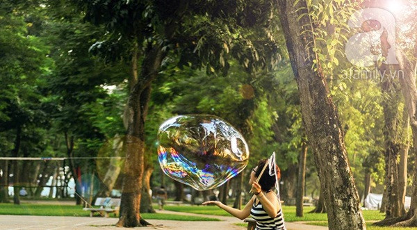 Công thức làm bong bóng xà phòng khổng lồ 6 Công thức làm bong bóng xà phòng khổng lồ 6