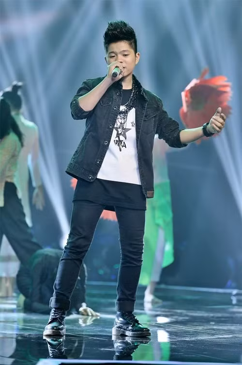 Hiện tại, Quang Anh muốn tập trung cho việc học, chỉ thi thoảng em mới đi diễn vào những dịp cuối tuần. Quang Anh: