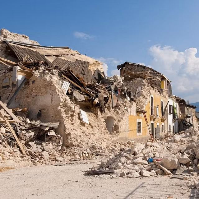 Afghanistan: Hiện trường tan hoang sau trận động đất làm chết ít nhất 1.500 người ảnh 2