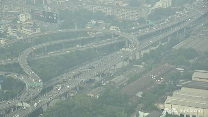 Nguyên nhân của không khí ô nhiễm ở Bangkok được cho là do gió và độ ẩm cao trong quá trình chuyển mùa.