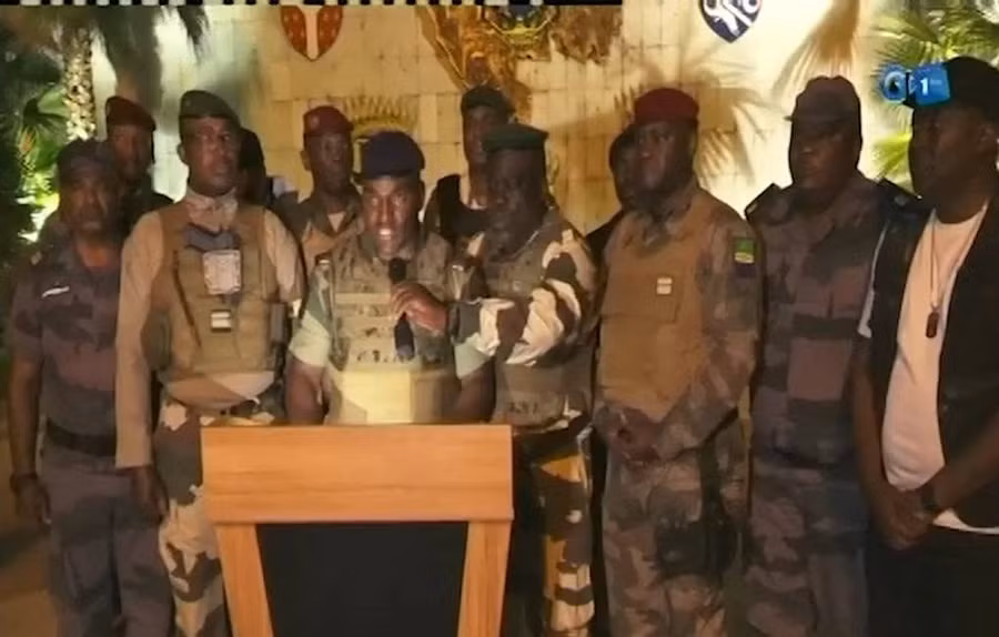 Quân đội Gabon tuyên bố nắm quyền và hủy kết quả bầu cử.