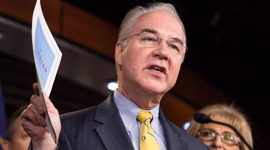 Bộ trưởng Y tế Mỹ sẽ trả lại tiền máy bay sau khi viết đơn từ chức