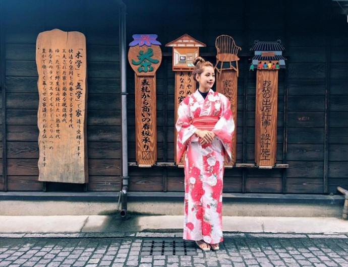 Chi Pu mong manh quyến rũ trong trang phục Kimono